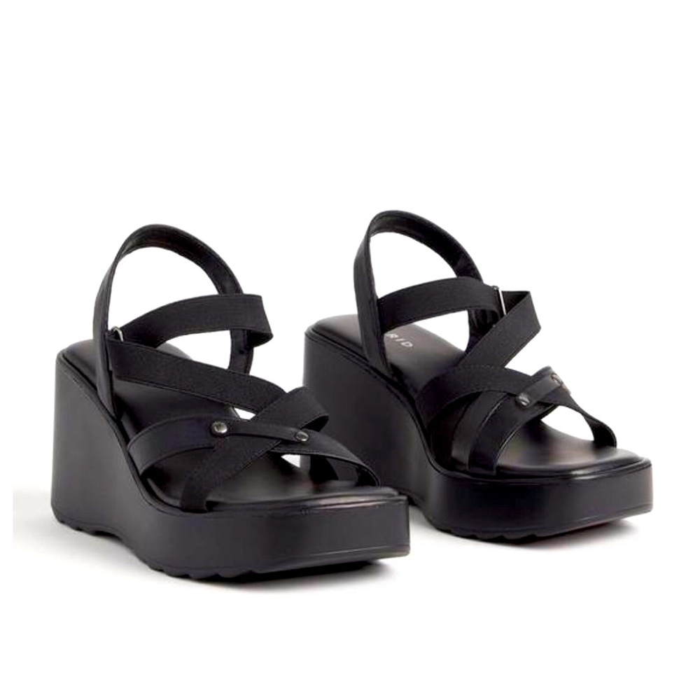 🖤 NWT Torrid Sandals 🖤